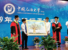 学校优秀学生干部风采展示